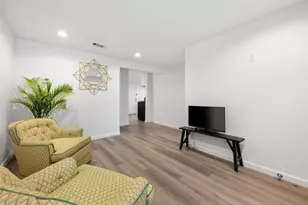 901 Valdez St, Austin, TX 78741 - Photo 6