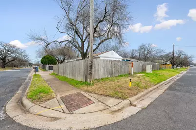 901 Valdez Street #1-3, Austin, TX 78741 - Photo 36