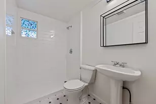 901 Valdez St, Austin, TX 78741 - Photo 32