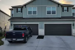 7412 Sparkling Light Dr, Del Valle, TX 78617 - Photo 2