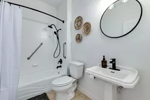 209 Peabody Pl, Dripping Springs, TX 78620 - Photo 18