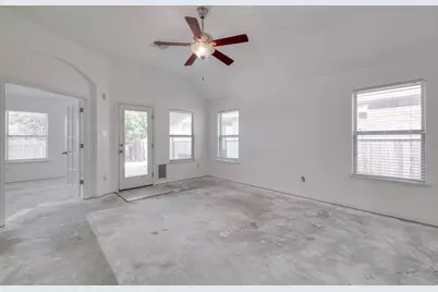 20000 Rhiannon Lane, Pflugerville, TX 78660 - Photo 12