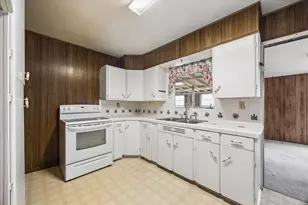 458 Basswood Dr, San Antonio, TX 78213 - Photo 16
