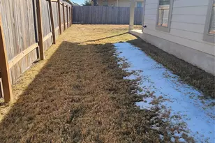 500 Los Olives Ln, Liberty Hill, TX 78642 - Photo 2