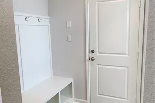 500 Los Olives Ln, Liberty Hill, TX 78642 - Photo 4