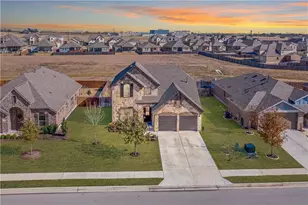 6825 Leonardo Dr, Round Rock, TX 78665 - Photo 32