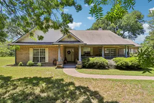 241 Laura Ln, Bastrop, TX 78602 - Photo 1