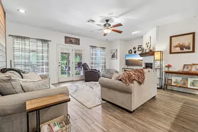 241 Laura Lane, Bastrop, TX 78602 - Photo 8
