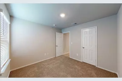 105 Little Green Trail, Jarrell, TX 76537 - Photo 18