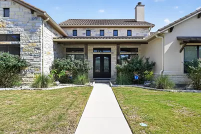 645 Strada Luca, Florence, TX 76527 - Photo 4