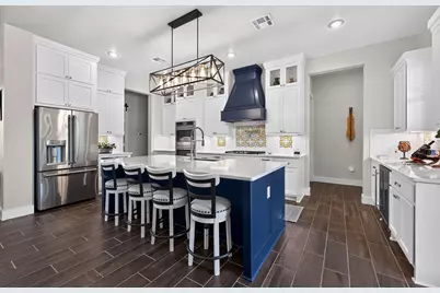 645 Strada Luca, Florence, TX 76527 - Photo 10