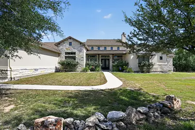 645 Strada Luca, Florence, TX 76527 - Photo 2
