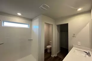 206 Perry Pl, Rockdale, TX 76567 - Photo 4