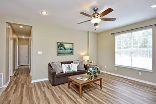 600 Grand Prairie Cir, Dripping Springs, TX 78620 - Photo 4