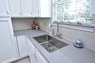 600 Grand Prairie Cir, Dripping Springs, TX 78620 - Photo 6