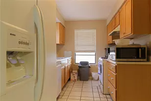 11709 Santa Cruz Dr, Austin, TX 78759 - Photo 10