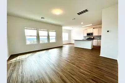 8001 Copper Prairie Bend, Lago Vista, TX 78645 - Photo 4