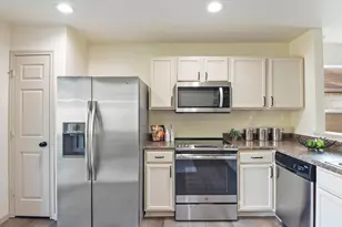 5713 Las Alas Trail, Del Valle, TX 78617 - Photo 8