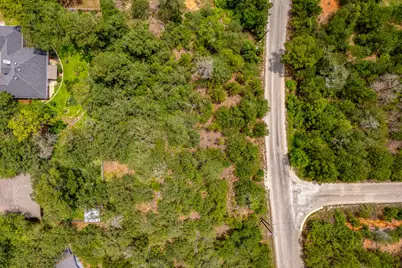 110 Pahalawe Lane, Bastrop, TX 78602 - Photo 6