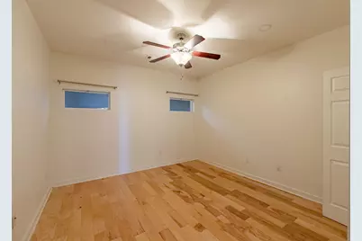 910 W 25th Street #504, Austin, TX 78705 - Photo 14