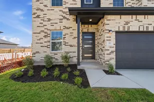 367 Begonia St, Buda, TX 78610 - Photo 4