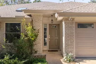 8820 Escabosa Dr, Austin, TX 78748 - Photo 2