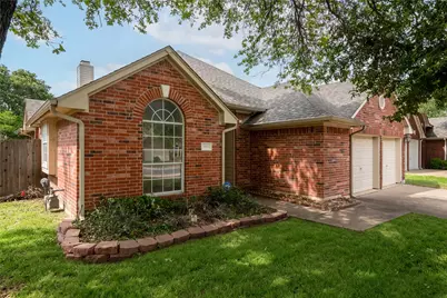 1853 Dapplegrey Lane, Austin, TX 78727 - Photo 4
