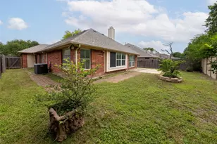 1853 Dapplegrey Ln, Austin, TX 78727 - Photo 28