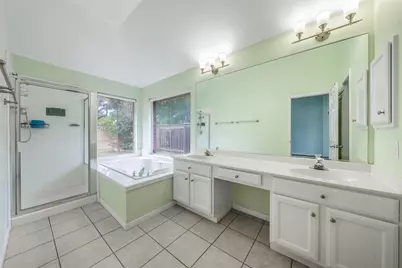 1853 Dapplegrey Lane, Austin, TX 78727 - Photo 14