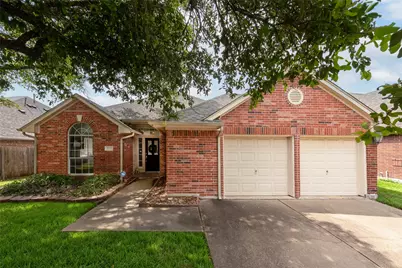 1853 Dapplegrey Lane, Austin, TX 78727 - Photo 2