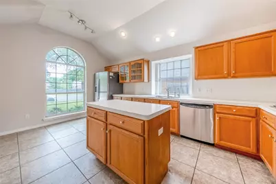 1853 Dapplegrey Lane, Austin, TX 78727 - Photo 8
