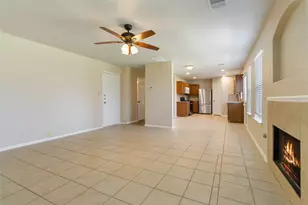 401 Spruce Dr, Kyle, TX 78640 - Photo 8