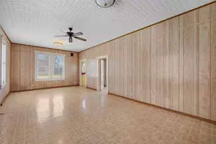 303 Vernon St, Taylor, TX 76574 - Photo 20