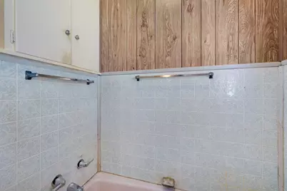 303 Vernon Street, Taylor, TX 76574 - Photo 24