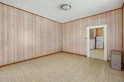 303 Vernon Street, Taylor, TX 76574 - Photo 16