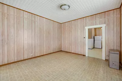 303 Vernon Street, Taylor, TX 76574 - Photo 16