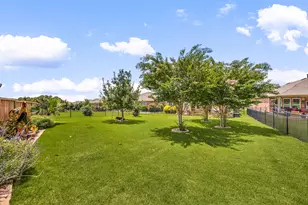107 Rockport St, Georgetown, TX 78633 - Photo 30