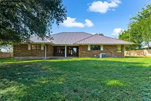 405 E Granite St, Llano, TX 78643 - Photo 34