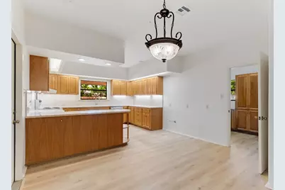 405 E Granite Street, Llano, TX 78643 - Photo 12