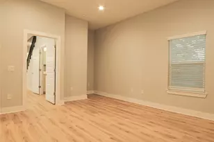 6014 Fairway St, Austin, TX 78741 - Photo 14