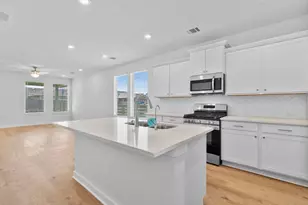 193 Weaver Ln Ln, Bastrop, TX 78602 - Photo 2