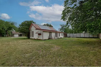 205 Fallwell Street, Liberty Hill, TX 78642 - Photo 4