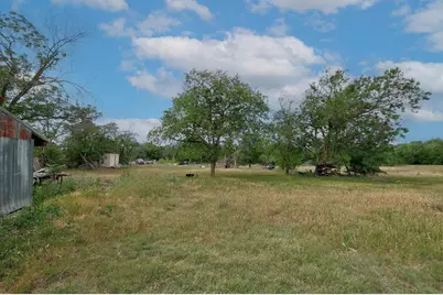 205 Fallwell Street, Liberty Hill, TX 78642 - Photo 8