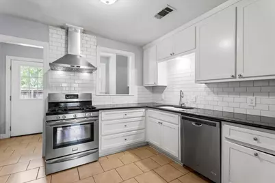 2804 Breeze Terrace, Austin, TX 78722 - Photo 12