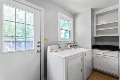 2804 Breeze Terrace, Austin, TX 78722 - Photo 14