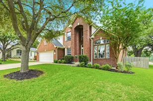 2701 Michelle Lynne Cove, Round Rock, TX 78681 - Photo 2