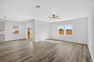 14101 Axel Johanson Dr, Del Valle, TX 78617 - Photo 4