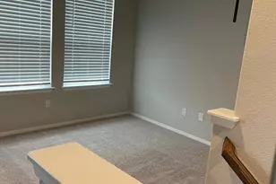 100 Crescent St, Georgetown, TX 78626 - Photo 12