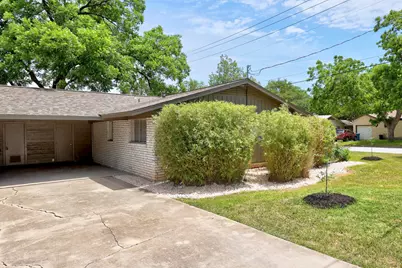 8600 Hathaway Drive, Austin, TX 78757 - Photo 18
