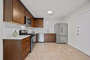 8600 Hathaway Dr, Austin, TX 78757 - Photo 6